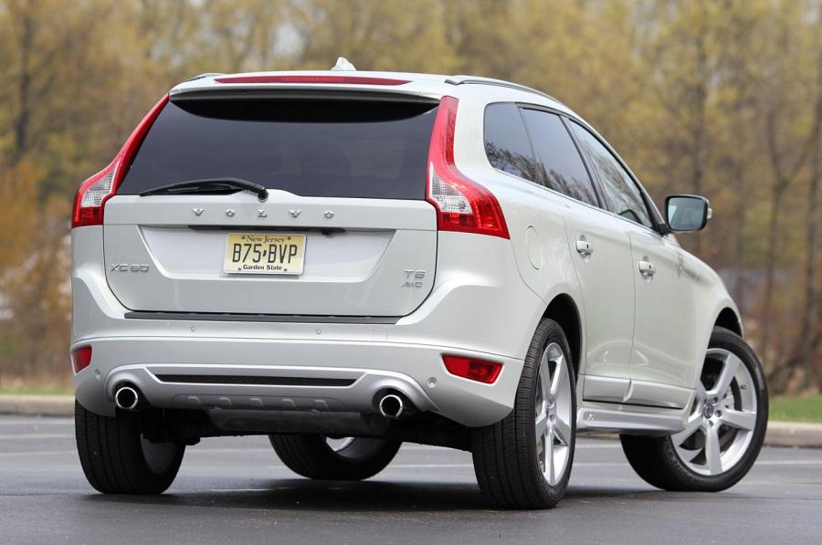  Volvo XC60 R-Design 2012 года  (фото 20 из 90)